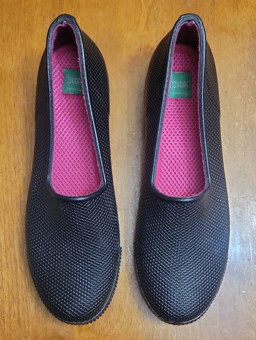 Cougar Black Slip-On Flats with Pink Insole